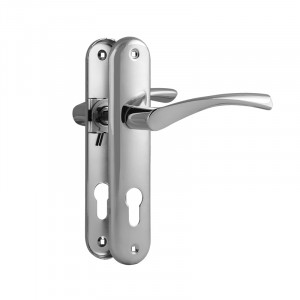 Ручка на планке 100-70 мм хром